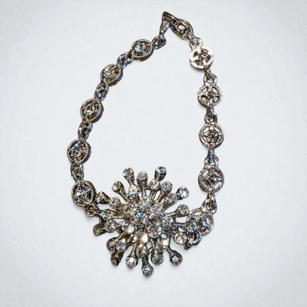 Silver Crystal Star Link Toggle Bracelet - Glam Chic
